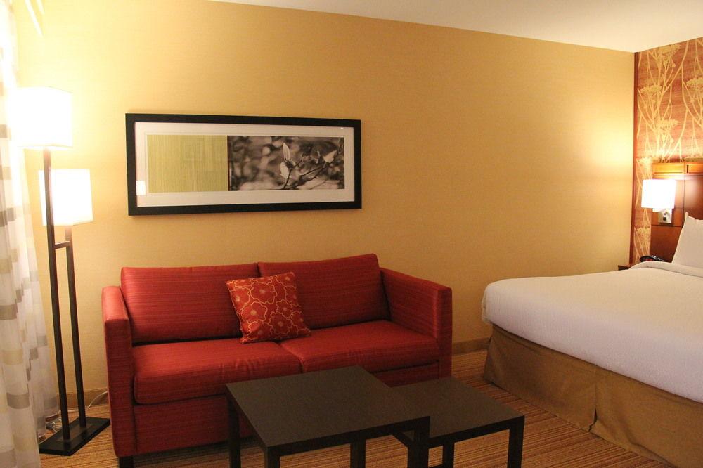 Courtyard By Marriott Oneonta Hotel Exterior photo