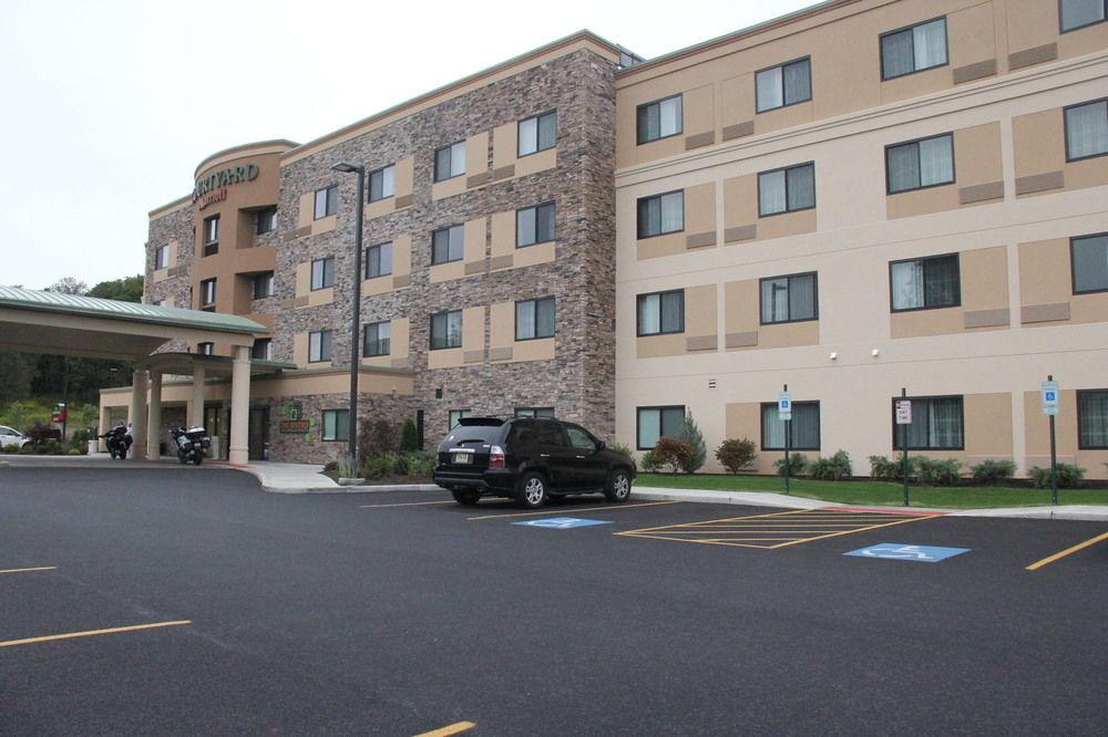 Courtyard By Marriott Oneonta Hotel Exterior photo