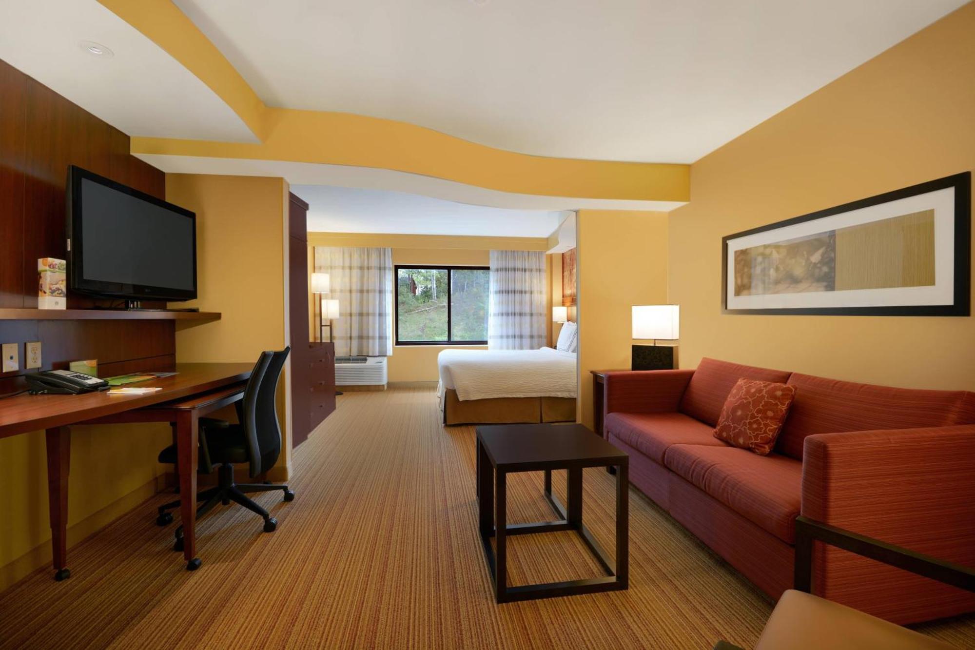 Courtyard By Marriott Oneonta Hotel Exterior photo