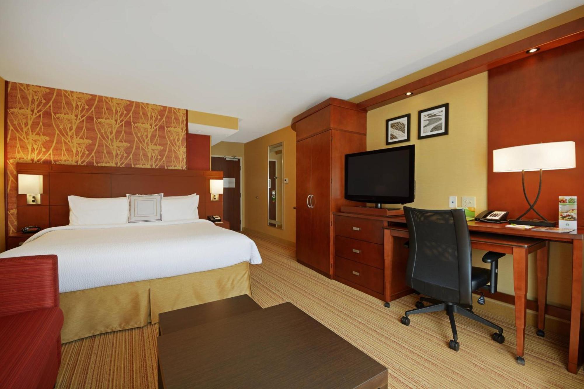 Courtyard By Marriott Oneonta Hotel Exterior photo